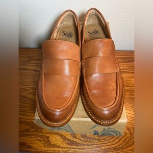 Sofft Meryl Leather Waterproof Slip-On Loafer in Luggage Brown Like New In Box!